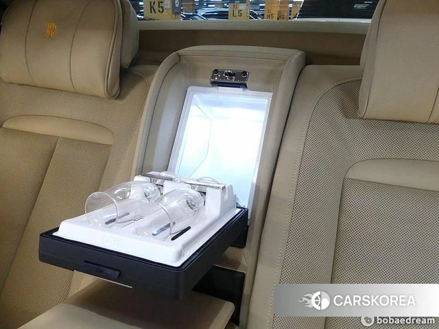 Rolls-Royce Ghost 2nd Generation 2023 Черный из Кореи, фото 2