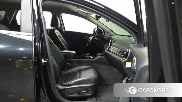 Kia Sportage 5th Generation Hybrid 2021 Черный из Кореи, фото 2