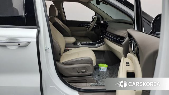 Kia The New Carnival 4th Generation 2025 Белый из Кореи, фото 2