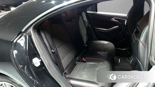 Mercedes-Benz CLA-Class C117 2018 Черный из Кореи, фото 2