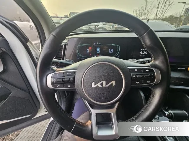 Kia Sportage 5th Generation 2022 Белый из Кореи, фото 2