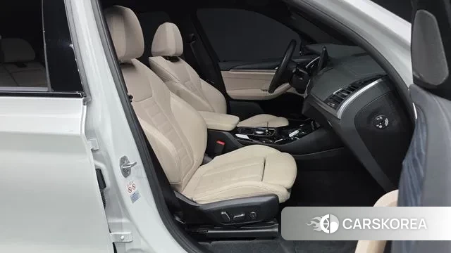 BMW iX3 2024 Белый из Кореи, фото 2