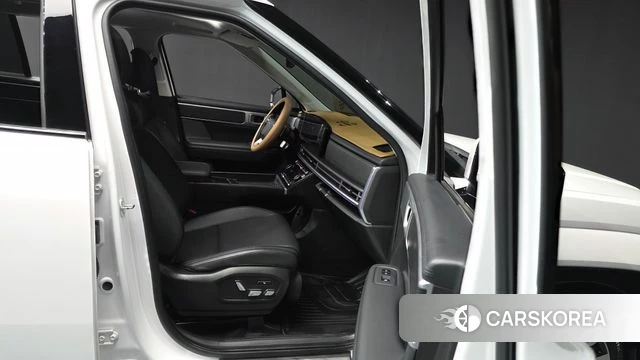 Hyundai Santa Fe (MX5) 2024 Белый из Кореи, фото 2