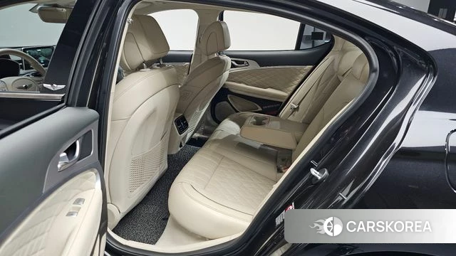 Genesis G70 2018 Черный из Кореи, фото 2