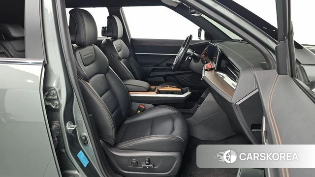 Ssangyong Torres EVX 2023 Серый из Кореи, фото 2