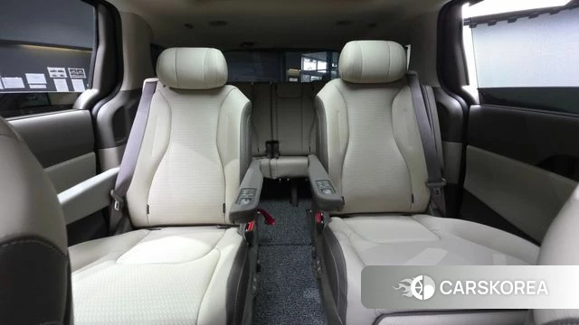 Kia The New Carnival 4th Generation 2025 Черный из Кореи, фото 2