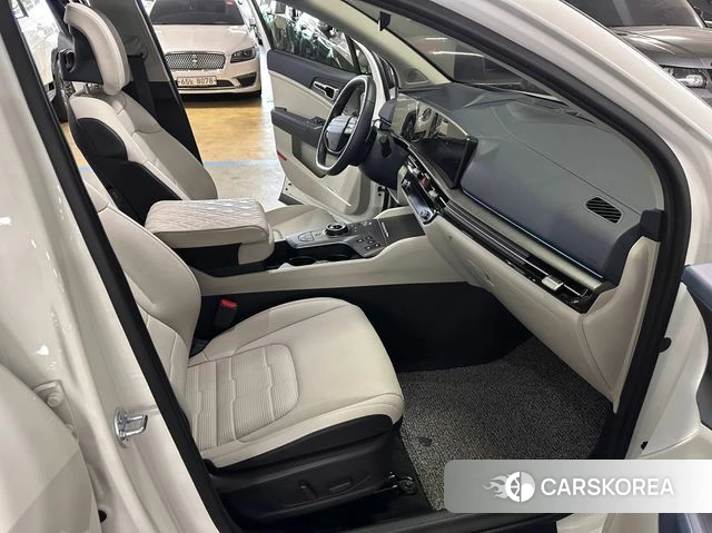 Kia The New Sportage 5th Generation 2025 Белый из Кореи, фото 2