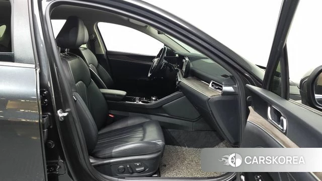 Kia K5 3rd generation 2021 Серый из Кореи, фото 2