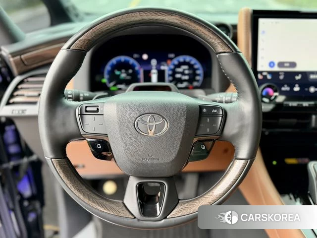 Toyota Elfa 2024 Черный из Китая, фото 2