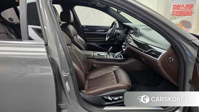BMW 7 Series (G11) 2020 Серый из Кореи, фото 2