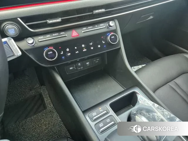 Hyundai Sonata D Edge (DN8) 2024 Серебристо-серый из Кореи, фото 2