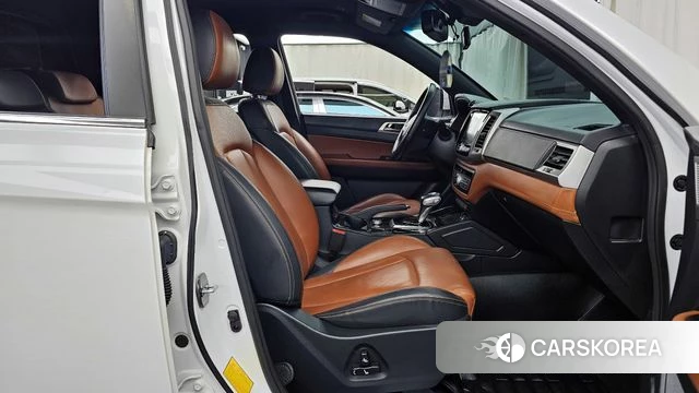 Ssangyong Rexton Sports 2019 Белый из Кореи, фото 2