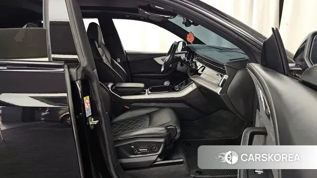 Audi Q8 (4M) 2020 Черный из Кореи, фото 2