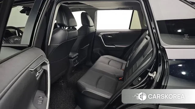 Toyota RAV4 5th Generation 2024 Черный из Кореи, фото 2