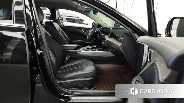 Kia K8 2022 Черный из Кореи, фото 2