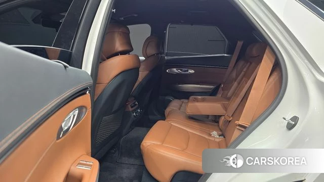Genesis GV70 2022 Белый из Кореи, фото 2