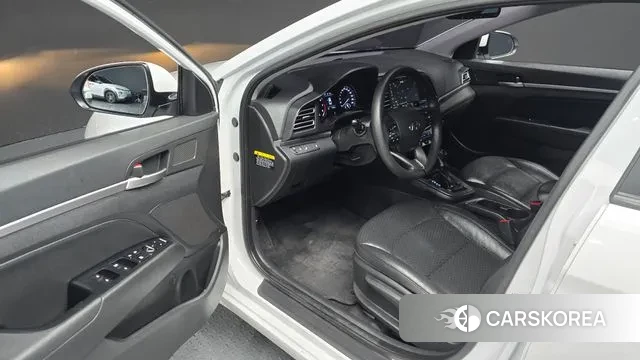 Hyundai The New Avante AD 2018 Белый из Кореи, фото 2