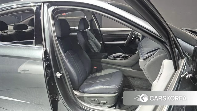 Hyundai Sonata (DN8) 2023 Серый из Кореи, фото 2