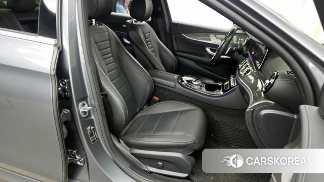 Mercedes-Benz E-Class W213 2019 Серый из Кореи, фото 2