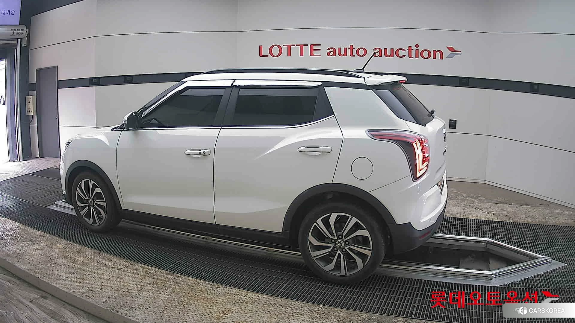 SsangYong Tivoli 2021 Grand White из Кореи, фото 2