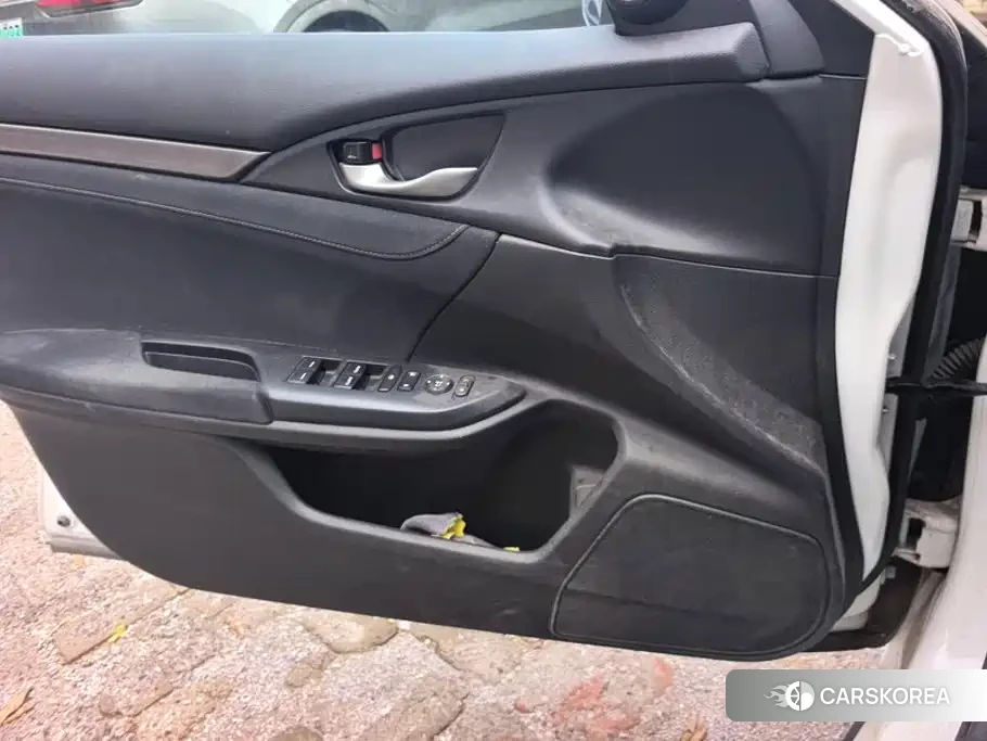 Honda Civic 2022 Белый из Китая, фото 2