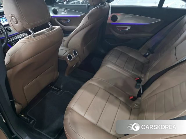 Mercedes-Benz E-Class W213 2019 Синий из Кореи, фото 2