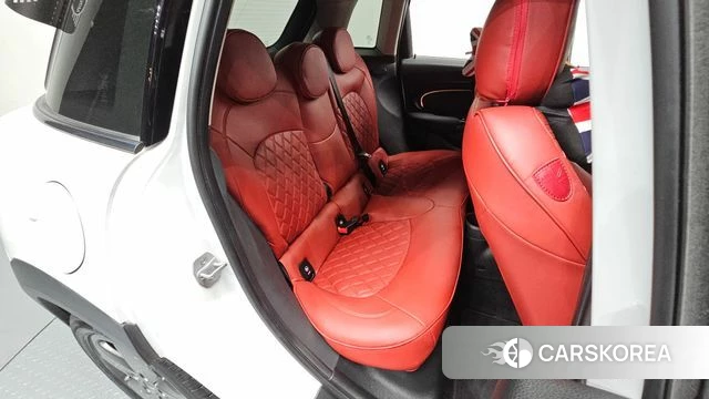 Mini Cooper 2023 Белый из Кореи, фото 2