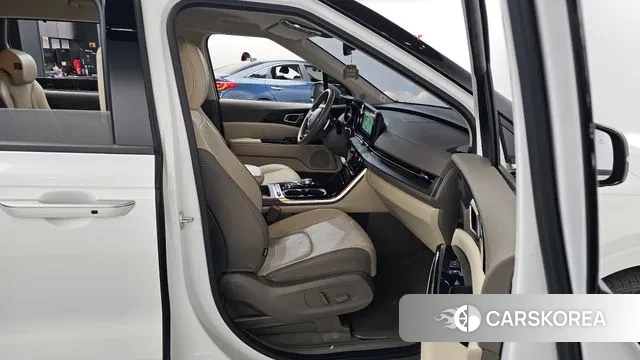 Kia Carnival 4th generation 2022 Белый из Кореи, фото 2