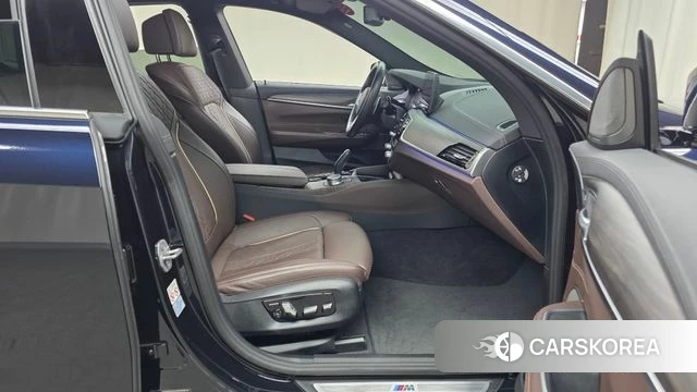 BMW 6 Series GT (G32) 2021 Черный из Кореи, фото 2