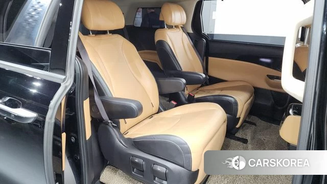 Kia Carnival 4th generation 2021 Черный из Кореи, фото 2
