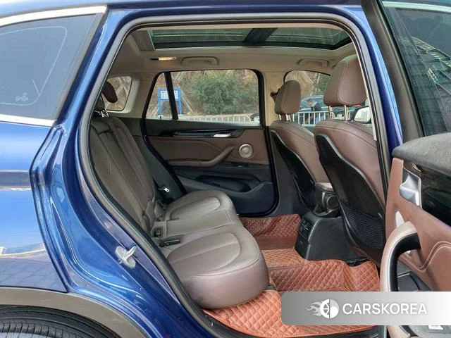 BMW X1 2022 Синий из Китая, фото 2