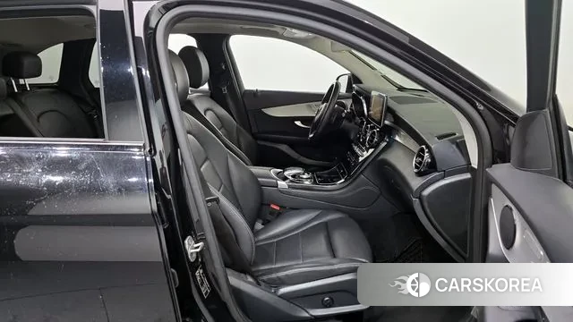 Mercedes-Benz GLC-Class X253 2018 Черный из Кореи, фото 2