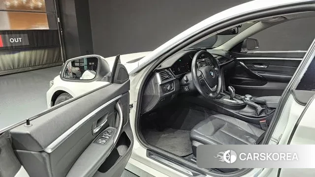 BMW 4 Series (F32) 2018 Белый из Кореи, фото 2