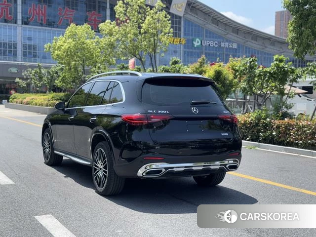 Mercedes-Benz GLC 2025 Черный из Китая, фото 2