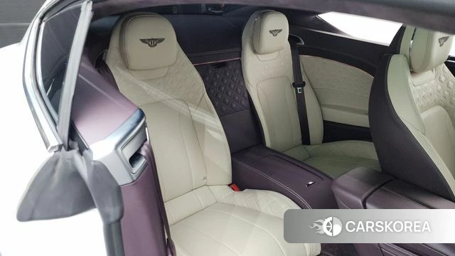 Bentley Continental GT 3rd Generation 2021 Белый из Кореи, фото 2