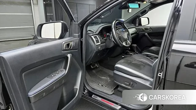 Ford Ranger 3rd Generation 2021 Черный из Кореи, фото 2