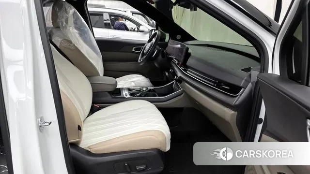 Kia The New Carnival 4th Generation 2024 Белый из Кореи, фото 2