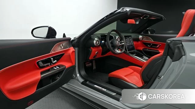 Mercedes-Benz SL-Class R232 2023 Серебристо-серый из Кореи, фото 2