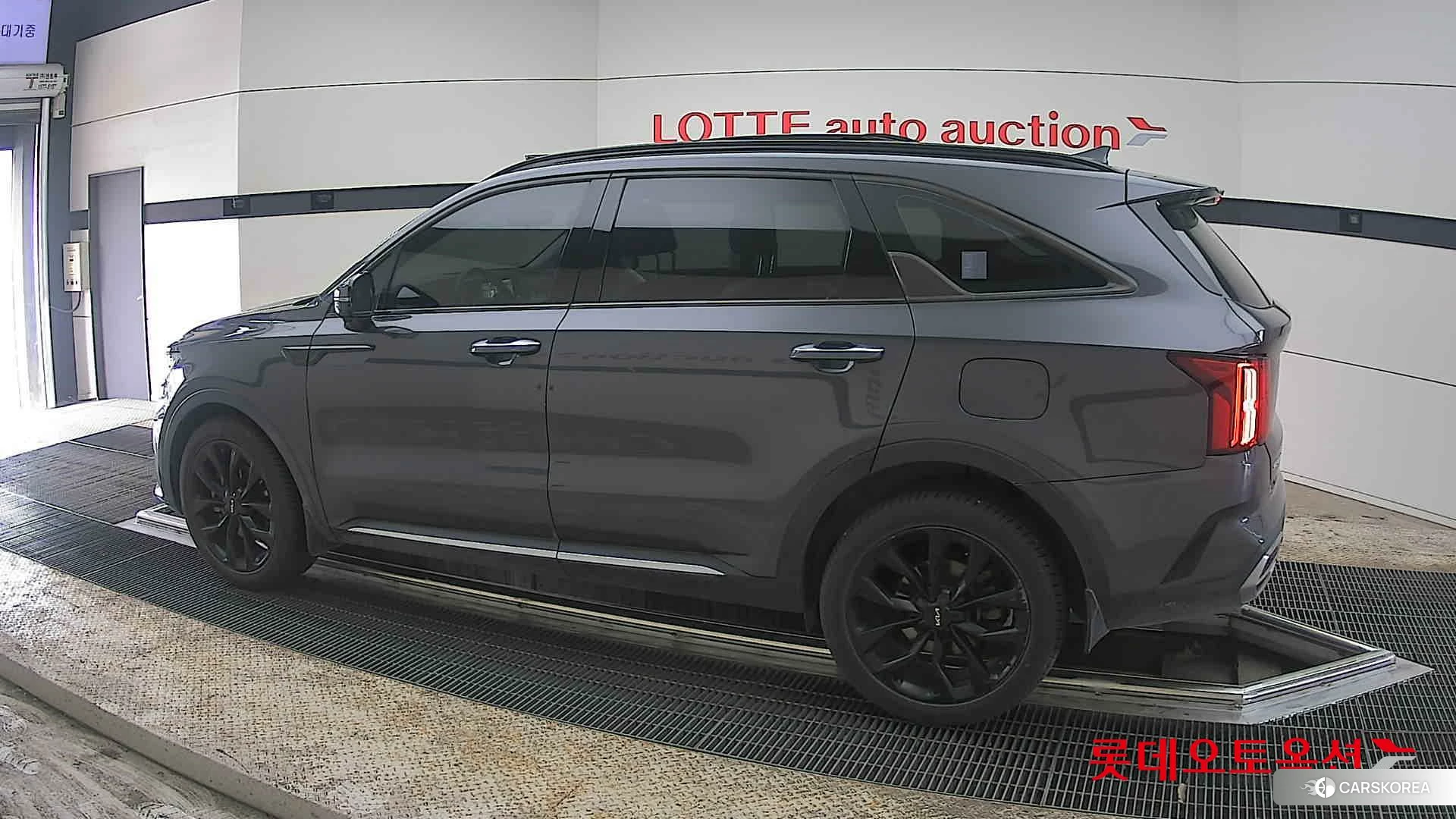 Kia Sorento 2023 Platinium Graphite из Кореи, фото 2