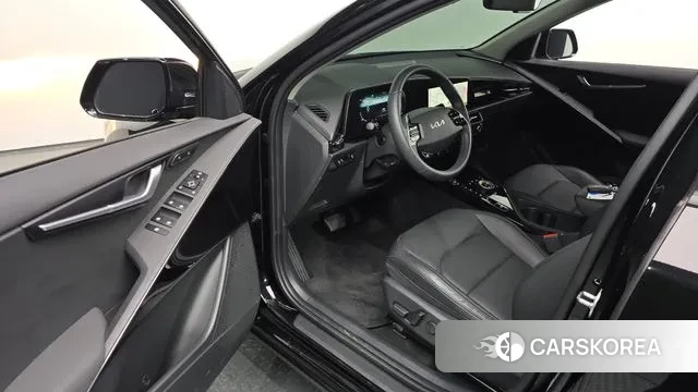 Kia Di All New Niro EV 2023 Черный из Кореи, фото 2