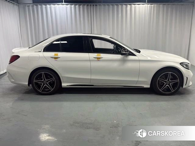 Mercedes-Benz Class C 2021 Белый из Китая, фото 2