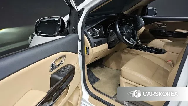 Kia The New Carnival 2018 Белый из Кореи, фото 2