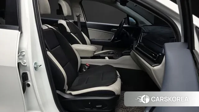 Kia Sportage 5th Generation 2022 Белый из Кореи, фото 2