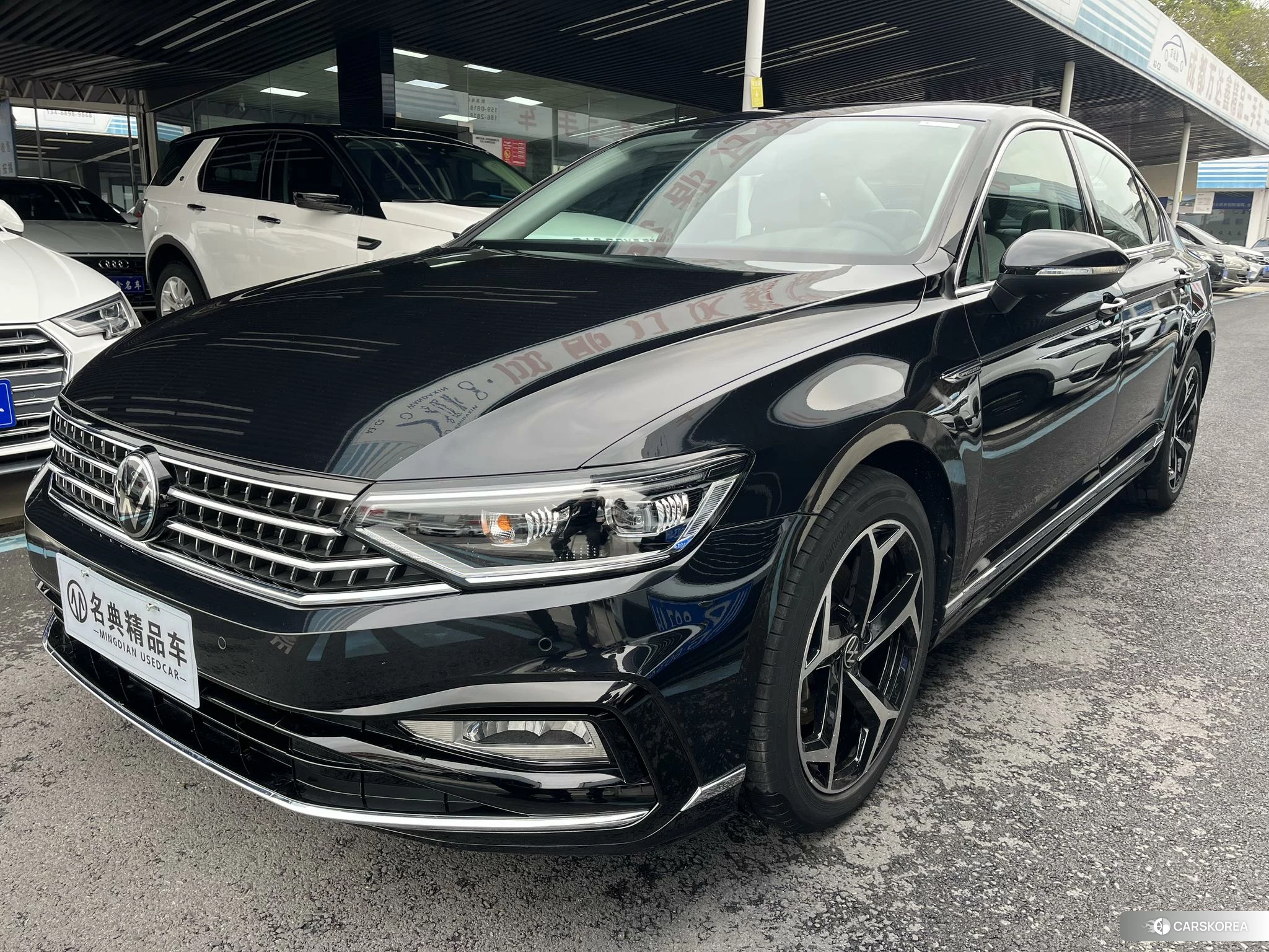 Volkswagen Magotan 2022 Черный из Китая, фото 2
