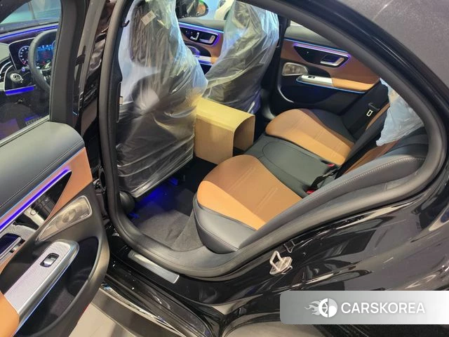 Mercedes-Benz E-Class W214 2025 Черный из Кореи, фото 2