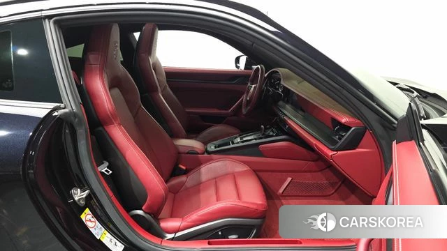 Porsche 911(992) 2024 Черный из Кореи, фото 2