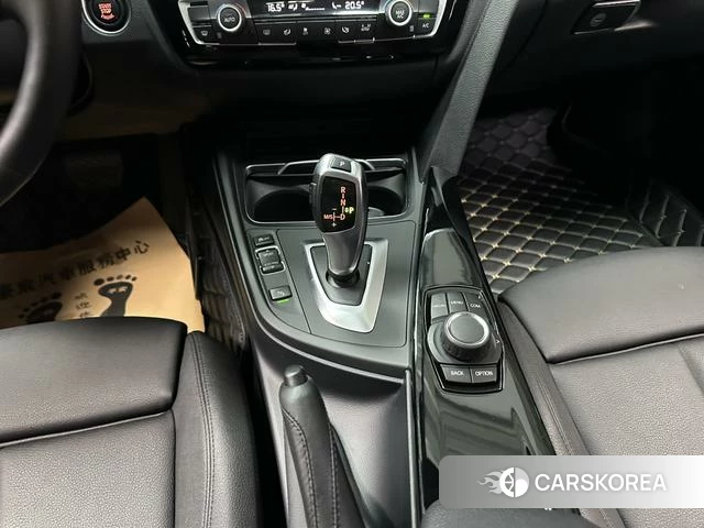 BMW 3 series 2018 Белый из Китая, фото 2