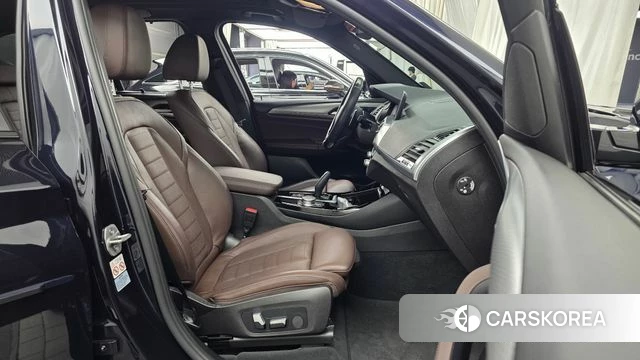 BMW X3 (G01) 2021 Черный из Кореи, фото 2