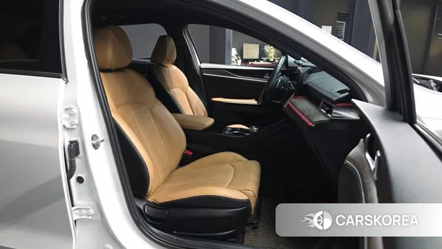 Kia K5 3rd generation 2022 Белый из Кореи, фото 2