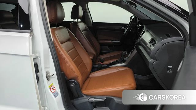 Volkswagen T-Roc 2021 Белый из Кореи, фото 2